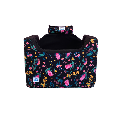 Black Banksia Custom Dog Booster Car Seat